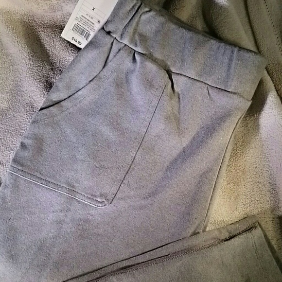 Women's Plus Size Leisure Jogger - Picture 3 of 6